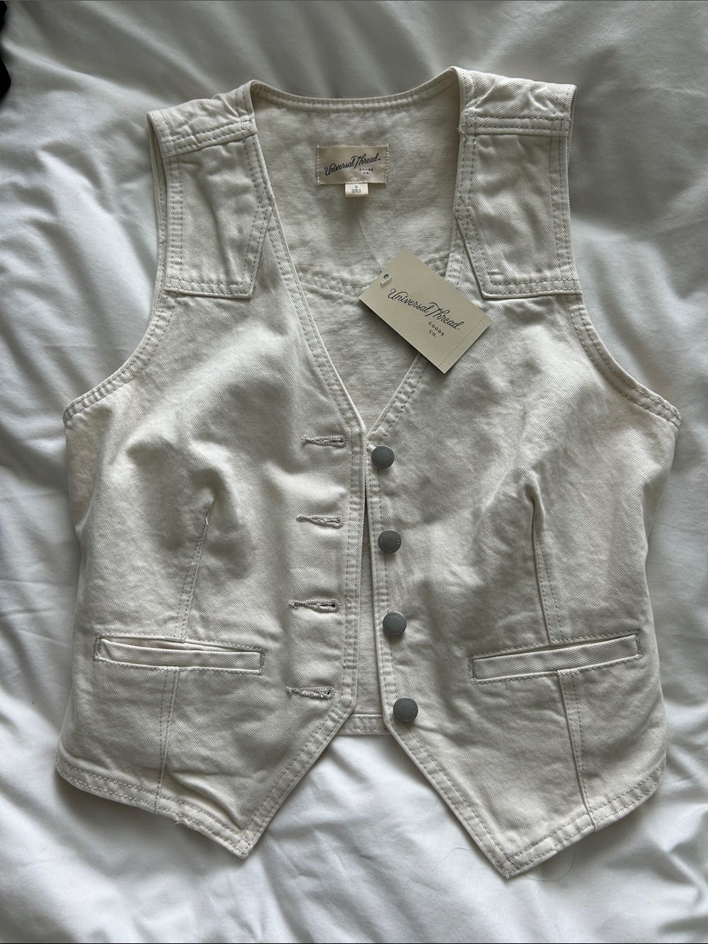 Universal Thread Cream Button-Front Vest